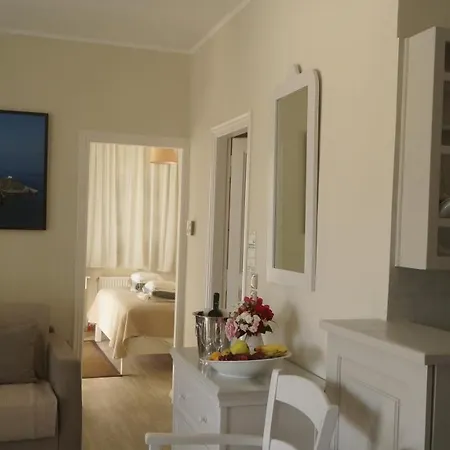 Petali Village Hotell 3*