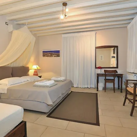 Petali Village Hotel 3*