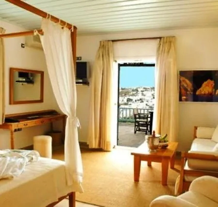 Petali Village Hotel 3*