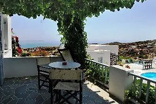 Petali Village Hotell 3*